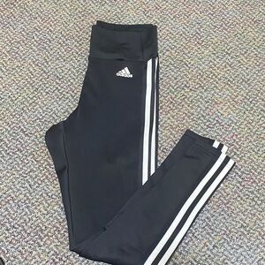 Adidas Leggings and hoodie set 
Pants alone:$20 
Hoodie alone:$20